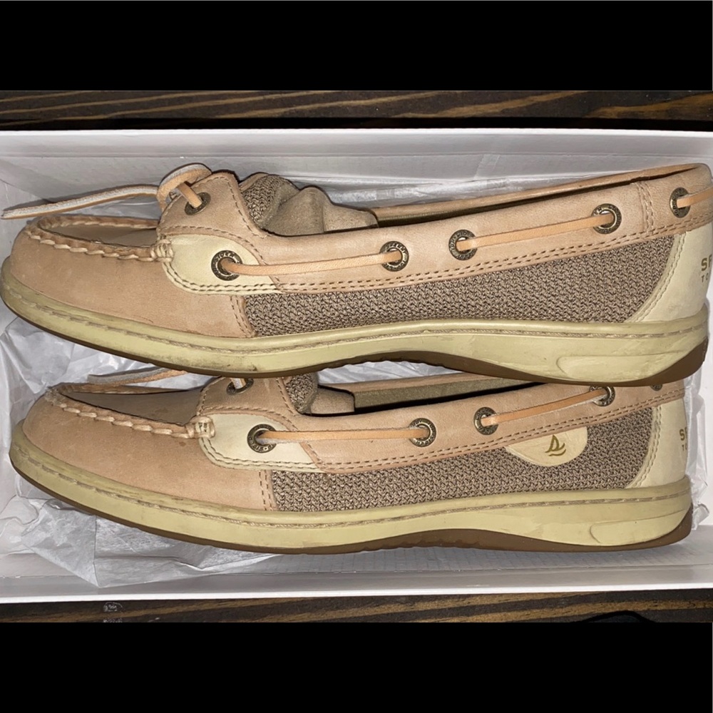 Women’s Angelfish Sperry shoes